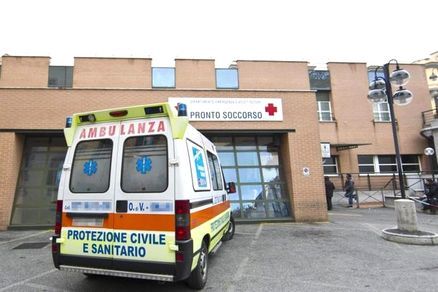 ambulanza roma romeno morto