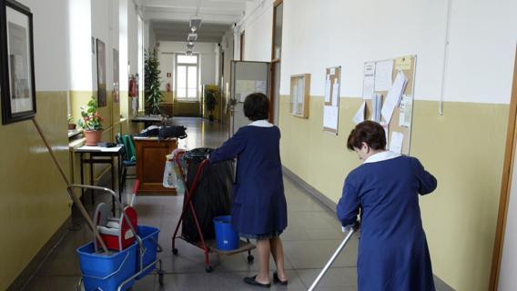 bidelle scuola lavoro