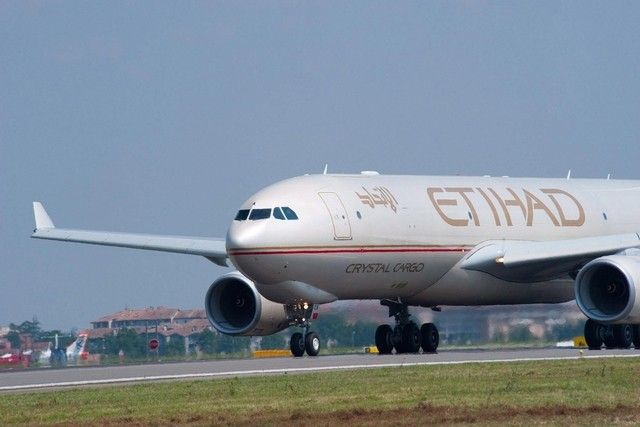 etihad airways lavoro