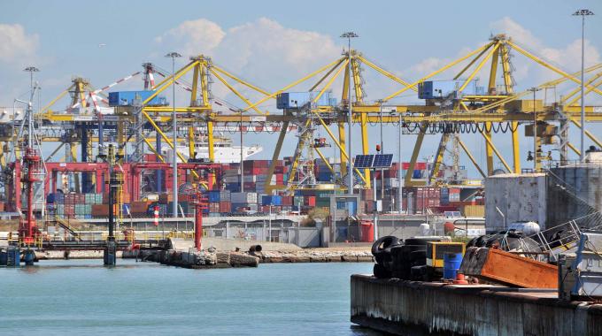 porto di livorno lavoro