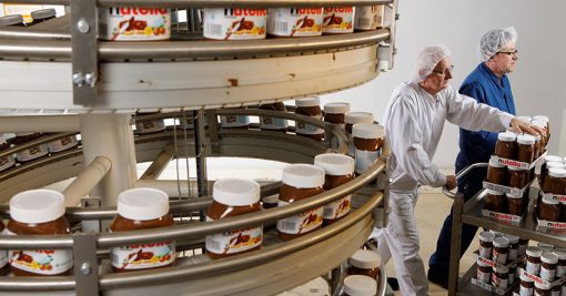 lavoro ferrero fabbrica