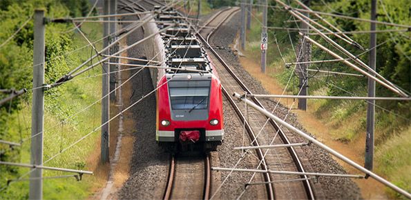 treno-trasporti-ferrovia