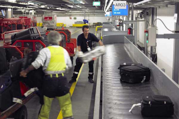 lavoro operatori aeroportuali