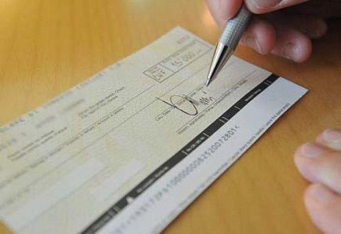 assegno 1300 euro al mese