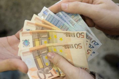 bonus 1900 euro single vedovi separati