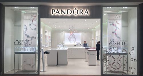 pandora lavora con noi negozio