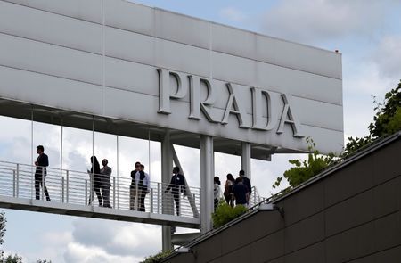 prada lavora con noi