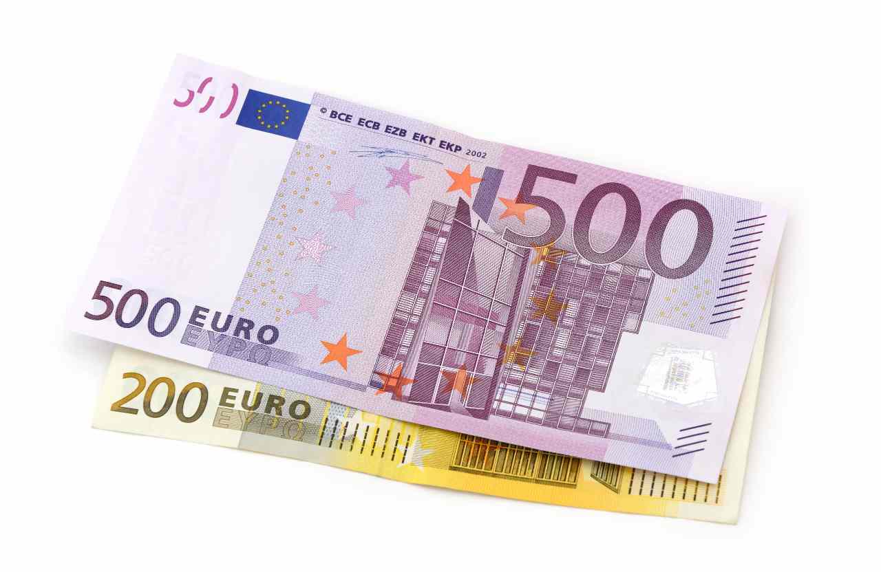 bonus 700 euro